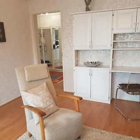 Lovely In Itaesatama Hangö